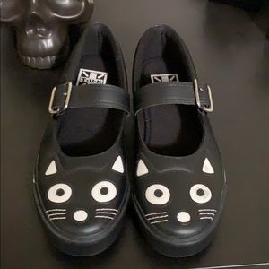 T. U.K. Black Kitty Face VLK Mary Janes
